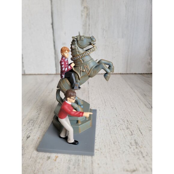 Hallmark Harry Potter dangerous game ornament Xmas magic - Picture 2 of 7